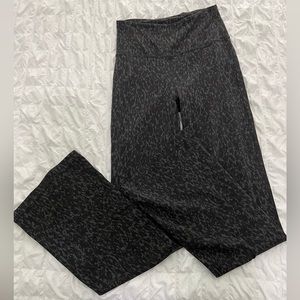 Lululemon groove pants